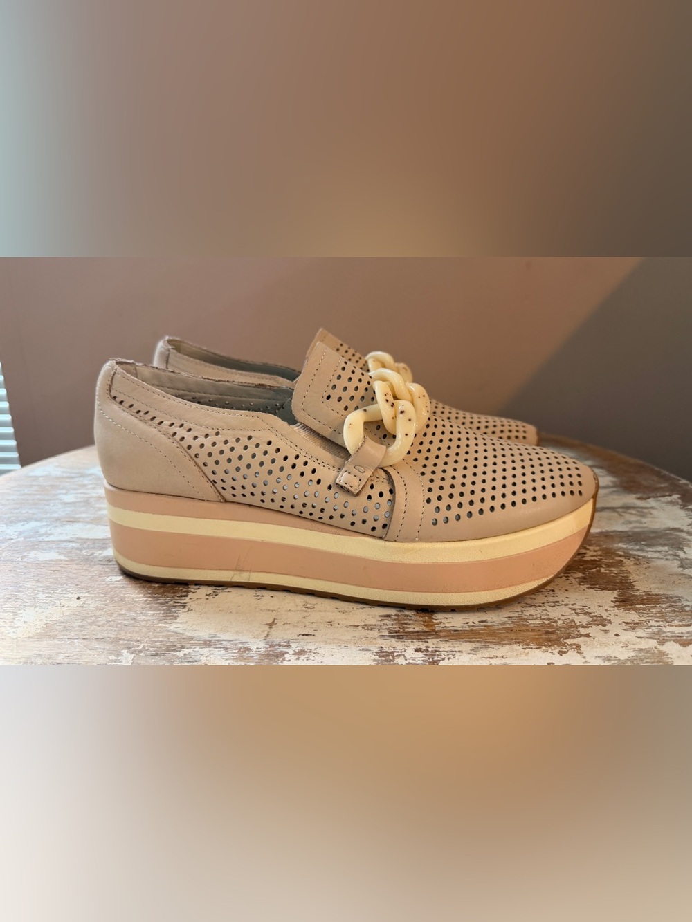 DOLCE VITA
Jhenee Espadrille Perf Sneaker in Sand Nubuck